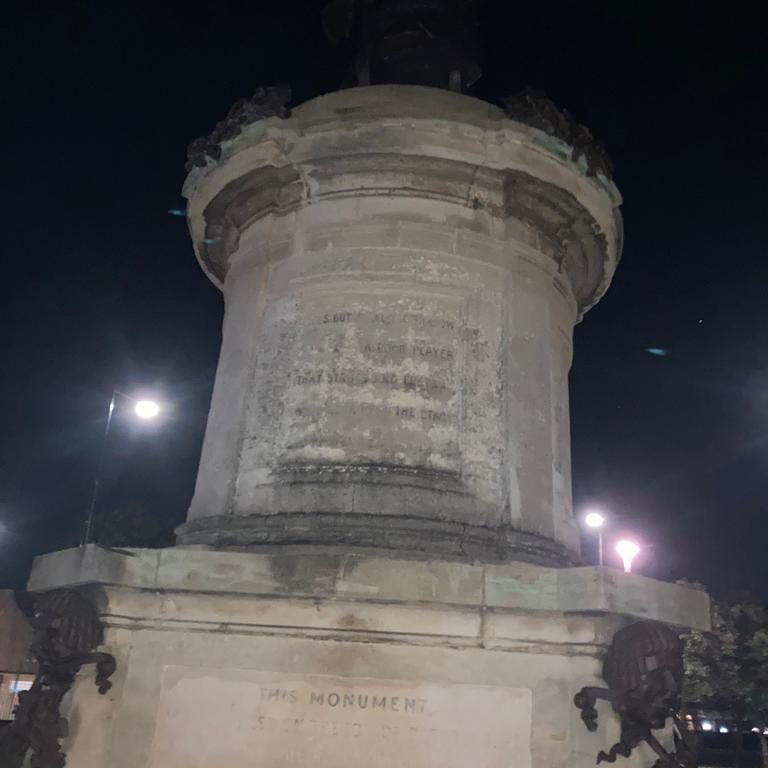 monument monument